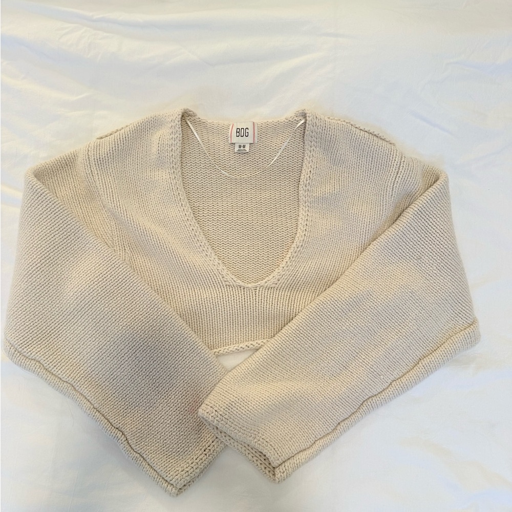 BDG Cream V-Neck Cropped Sweater